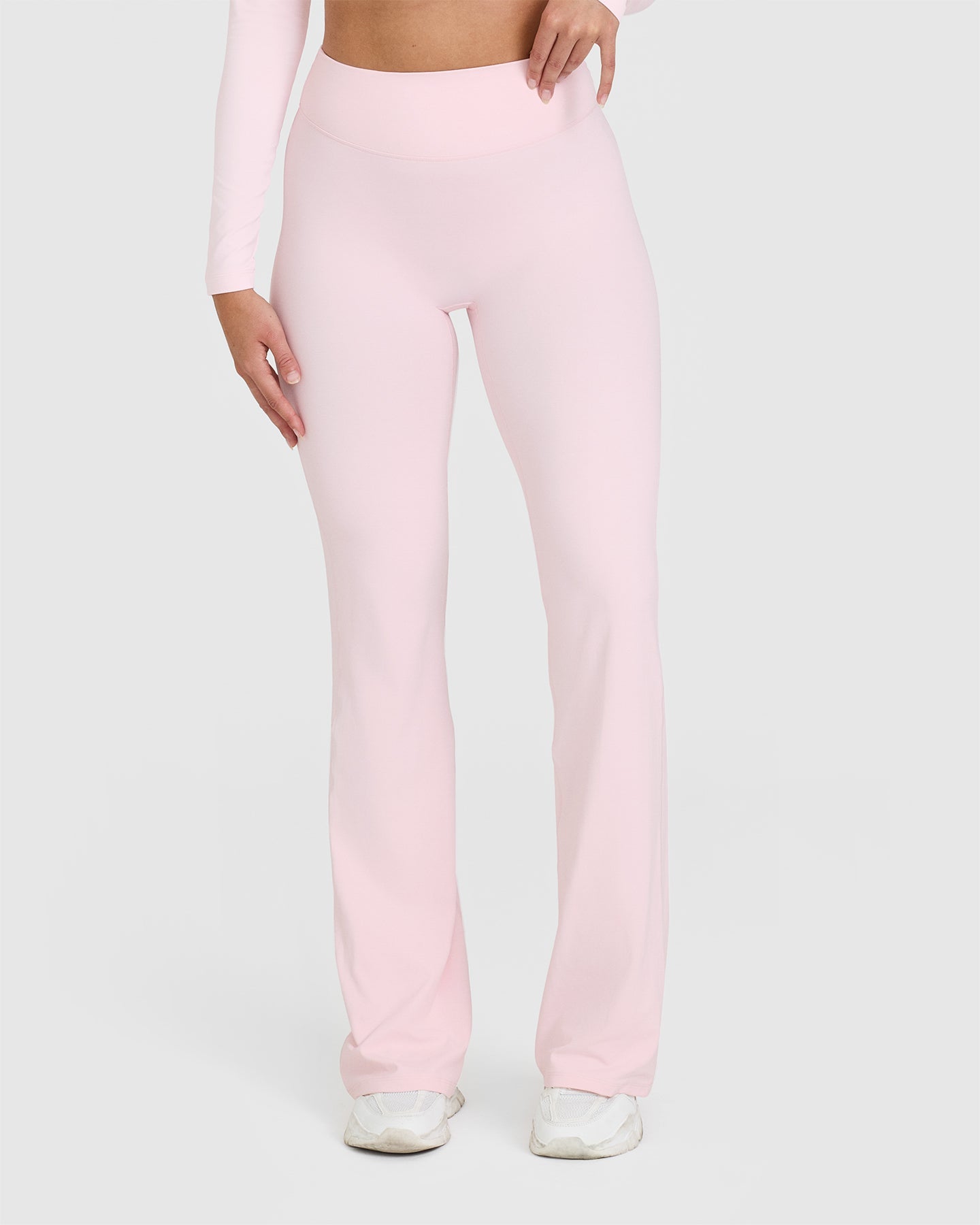 softmotion-flared-bottoms-with-white-logo-ballet-pink