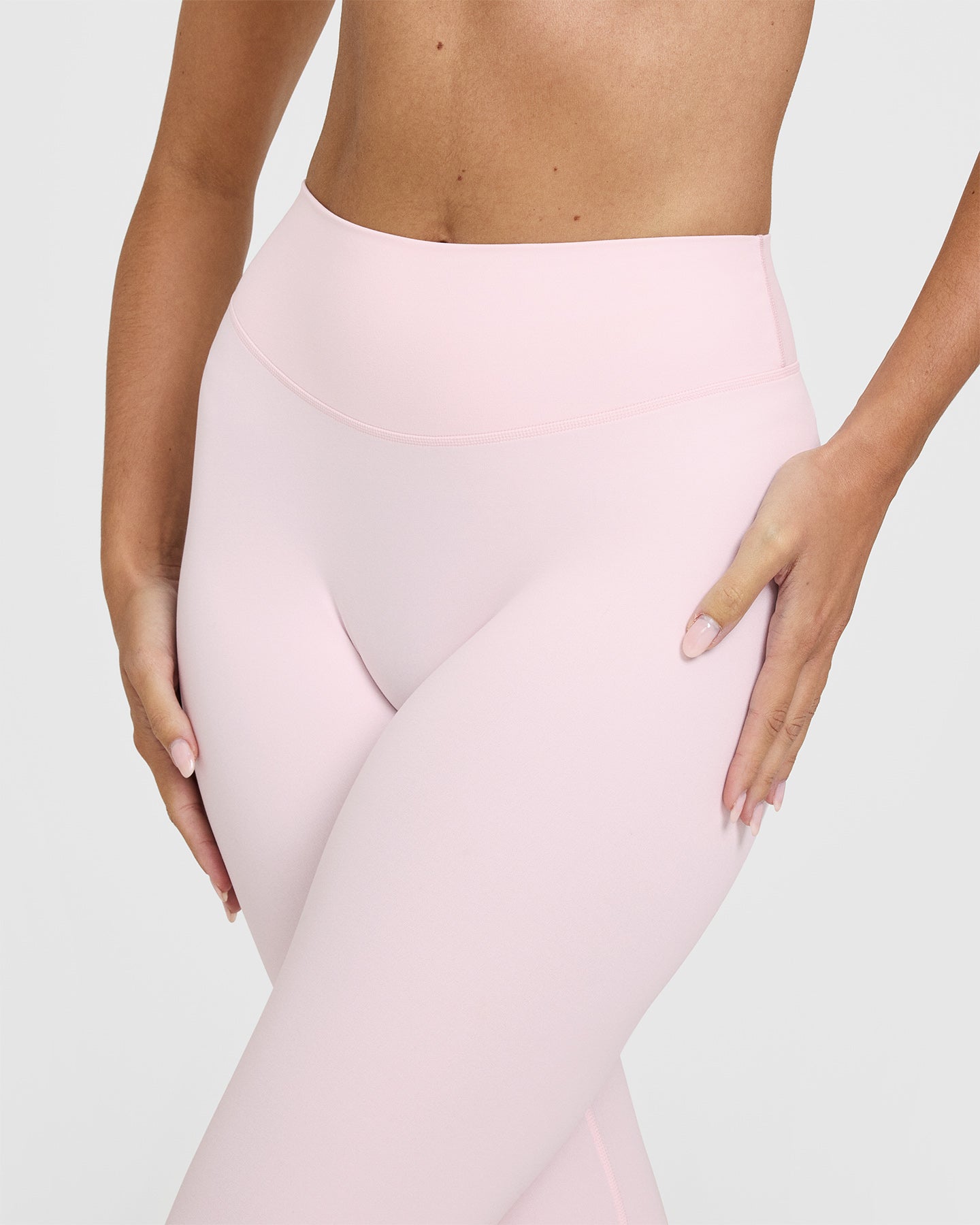 SoftMotion™ Leggings with White Logo | Ballet Pink