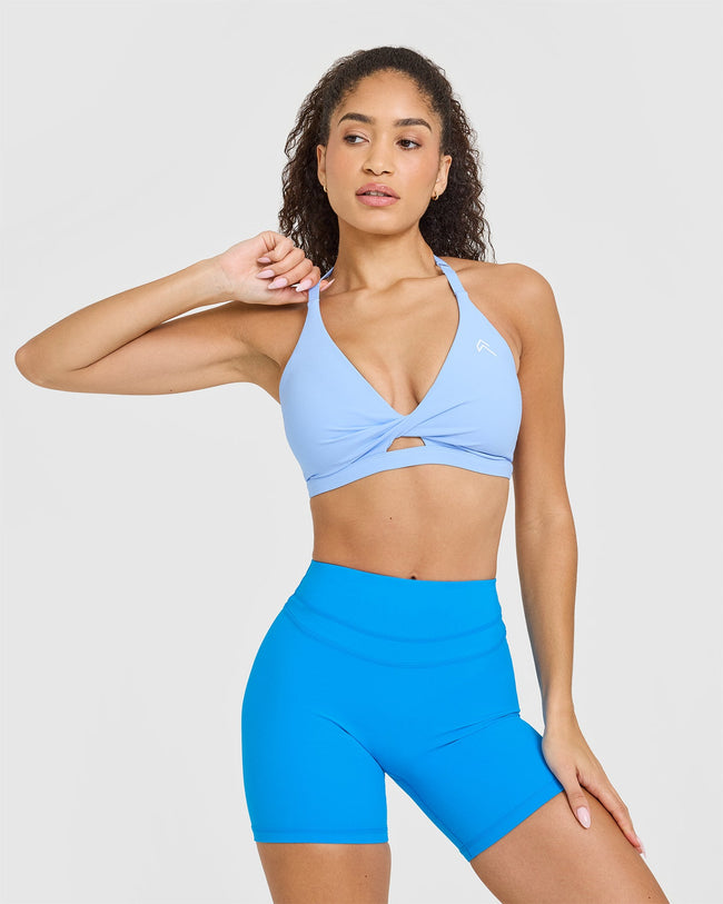 Unified Twist Sports Bra | Powdered Blue