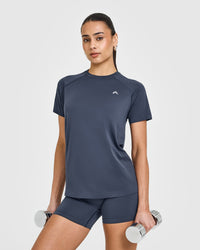 Go To Seamless Loose Top | True Blue