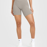 SoftMotion™ Cycling Shorts 8" | Warm Sand