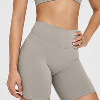 SoftMotion™ Cycling Shorts 8" | Warm Sand