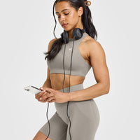 EasyLift™ High Neck Sports Bra | Warm Sand
