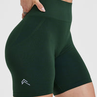Effortless Seamless Cycling Shorts with White Logo | Evergreen