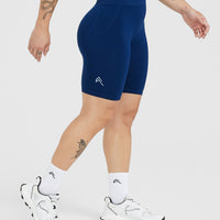 Effortless Seamless Cycling Shorts with White Logo | Midnight