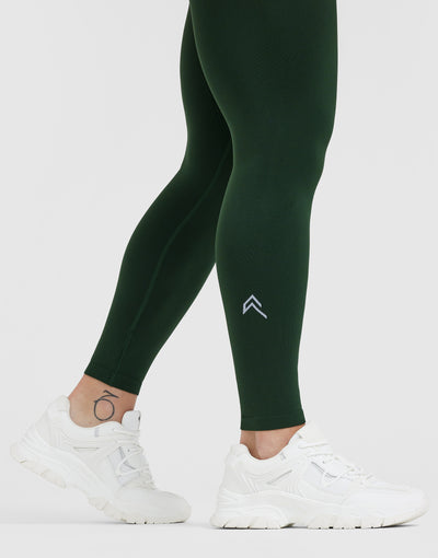 Effortless Seamless Leggings with White Logo | Evergreen