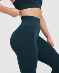 Effortless Seamless Leggings with White Logo | Oil Blue