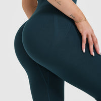 Effortless Seamless Leggings with White Logo | Oil Blue