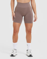 Effortless Seamless Shorts with White Logo | Washed Cool Brown