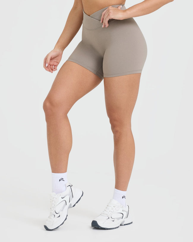 Unified Wrap Shorts 6" | Minky