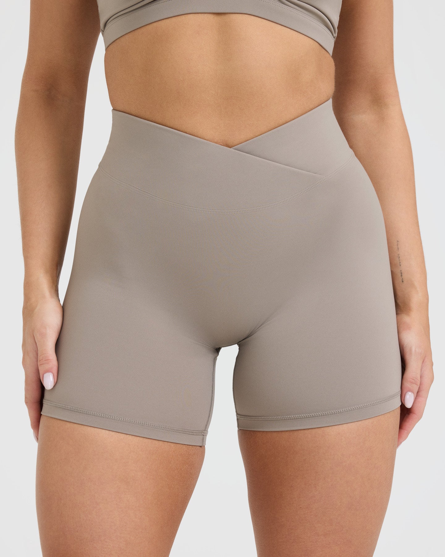 Unified Wrap Shorts 6" | Minky