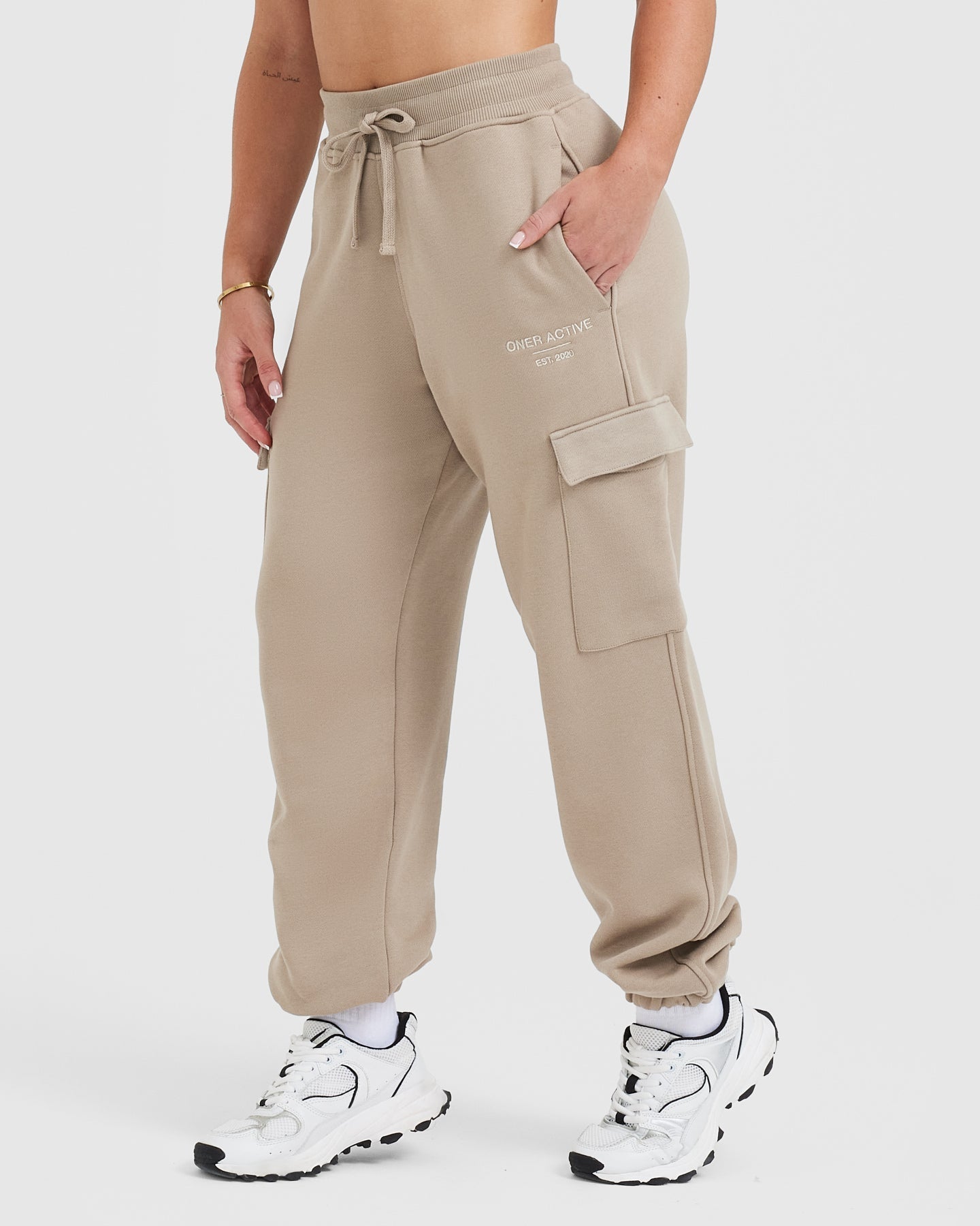 All Day Est 2020 Cargo Joggers | Sandstone