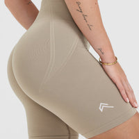 Effortless Seamless Cycling Shorts with White Logo | Washed Sandstone