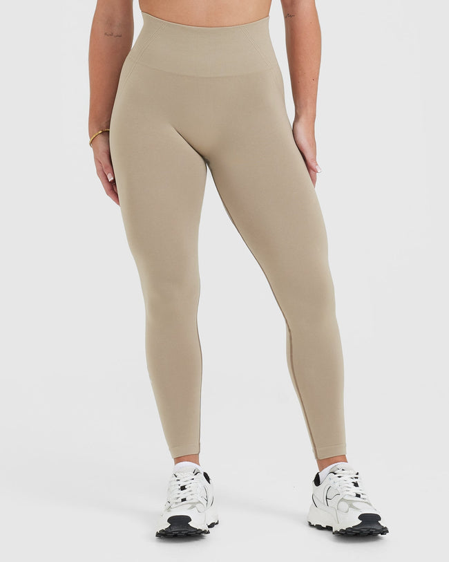 Effortless Seamless Leggings with White Logo | Washed Sandstone