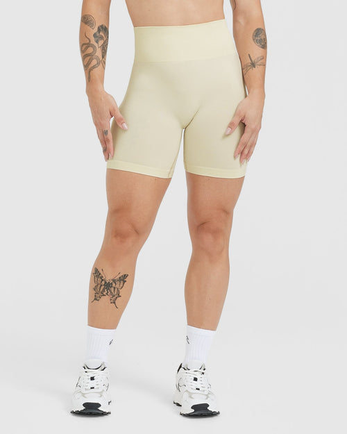 Oner Modal Effortless Seamless Shorts with White Logo | Vanilla