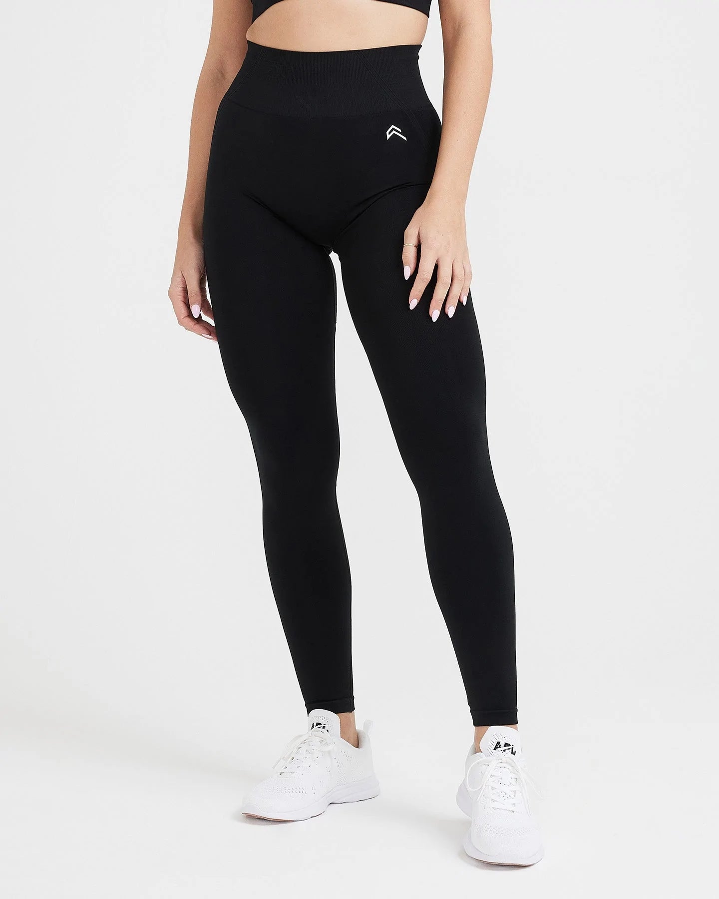 Effortless Seamless Leggings with White Logo | Black