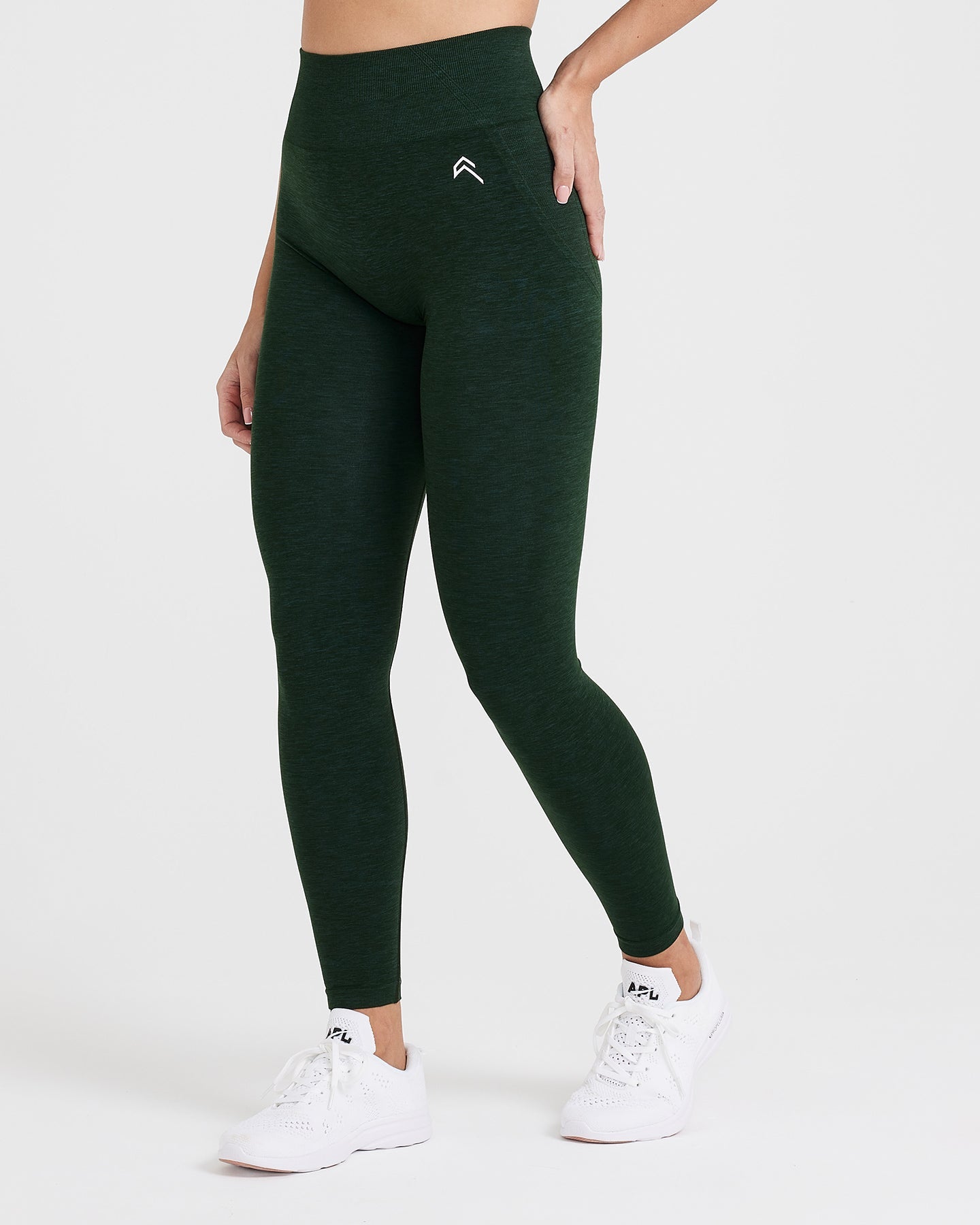 Effortless Seamless Leggings with White Logo | Evergreen