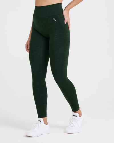 Effortless Seamless Leggings with White Logo | Evergreen