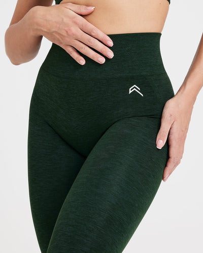 Effortless Seamless Leggings with White Logo | Evergreen