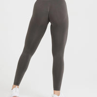Effortless Seamless Leggings with White Logo | Deep Taupe