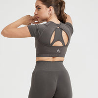 Effortless Seamless Short Sleeve Crop Top with White Logo | Deep Taupe