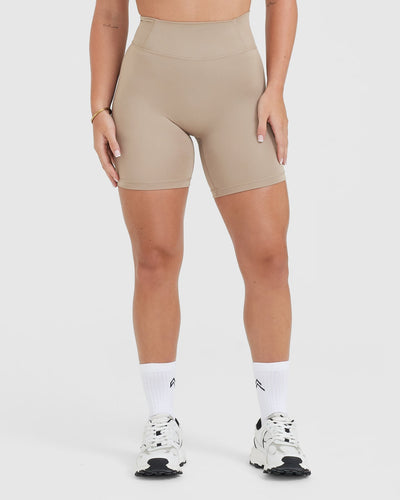 Timeless High Waisted Shorts 6" | Sandstone