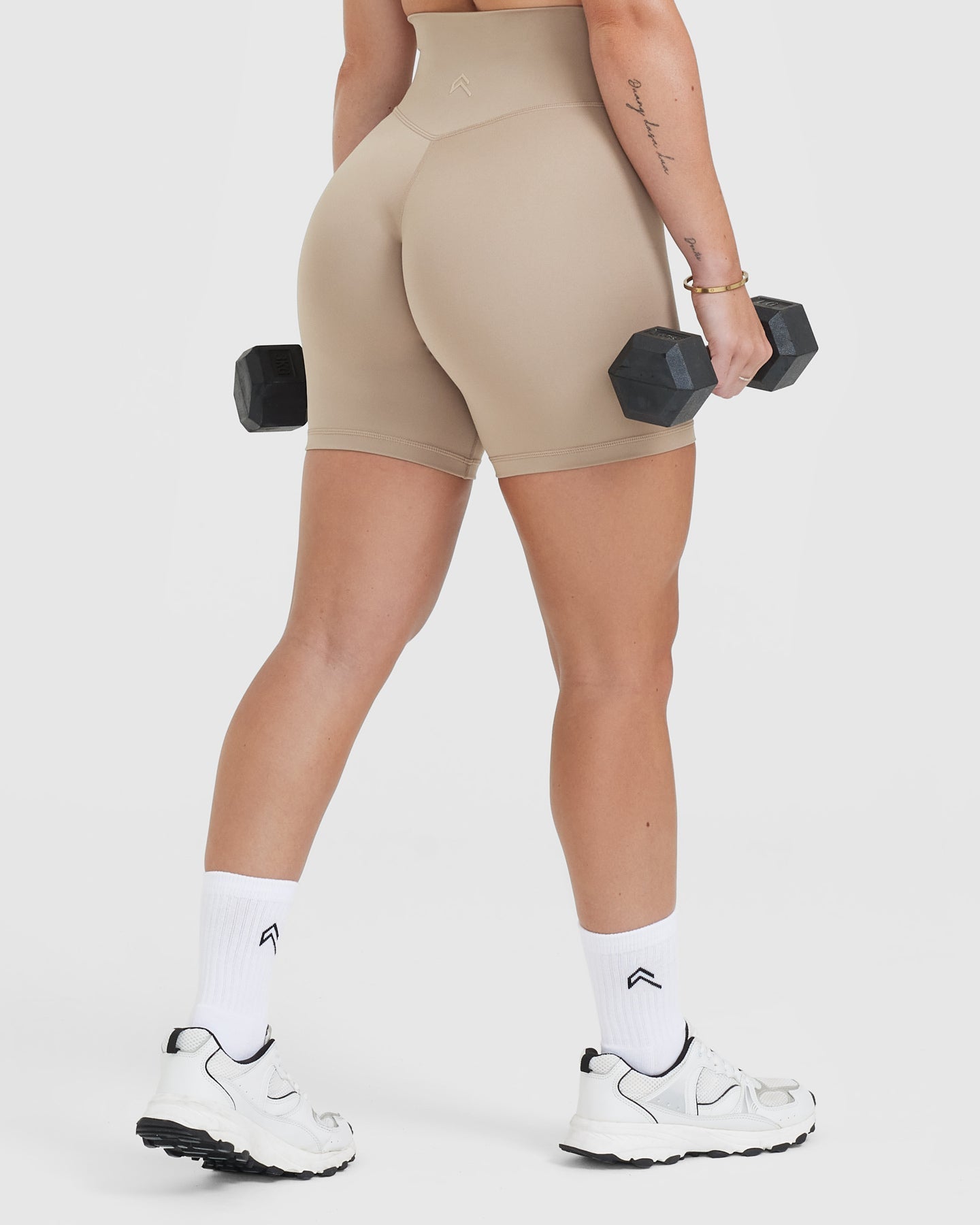 Timeless High Waisted Shorts 6" | Sandstone