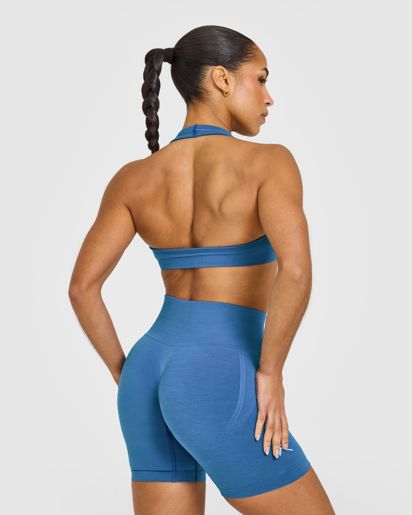 EffortlessLift™ Seamless Halter Neck Sports Bra with White Logo | Ocean Blue