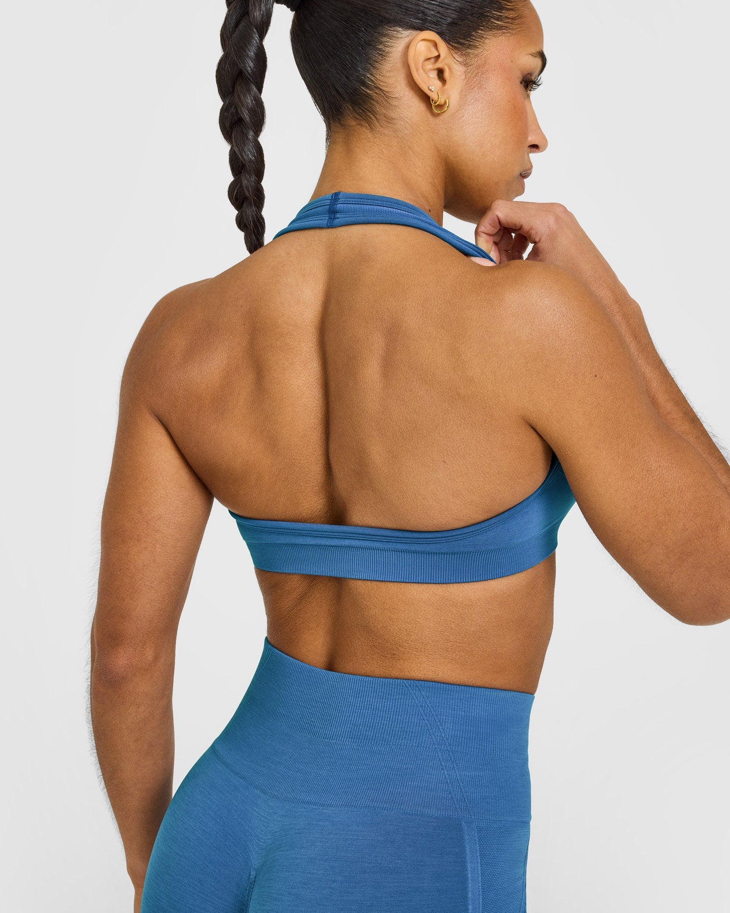 EffortlessLift™ Seamless Halter Neck Sports Bra with White Logo | Ocean Blue