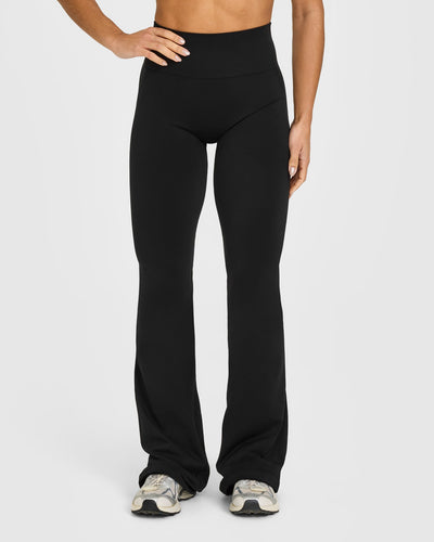 EffortlessLift™ Seamless Flared Bottoms with White Logo | Black