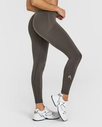 EffortlessLift™ Seamless Leggings with White Logo | Deep Taupe