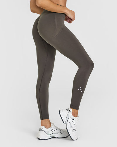 EffortlessLift™ Seamless Leggings with White Logo | Deep Taupe