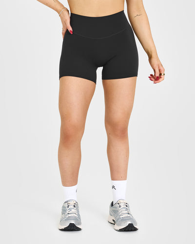 SoftMotion Shorts 6" | Soft Black