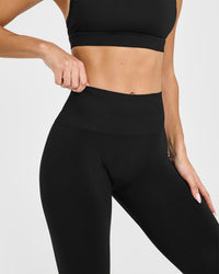 Effortless Seamless Leggings | Black