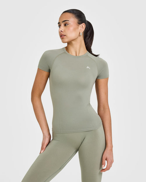 Oner Modal Go To Seamless Fitted Top | Soft Sage Green
