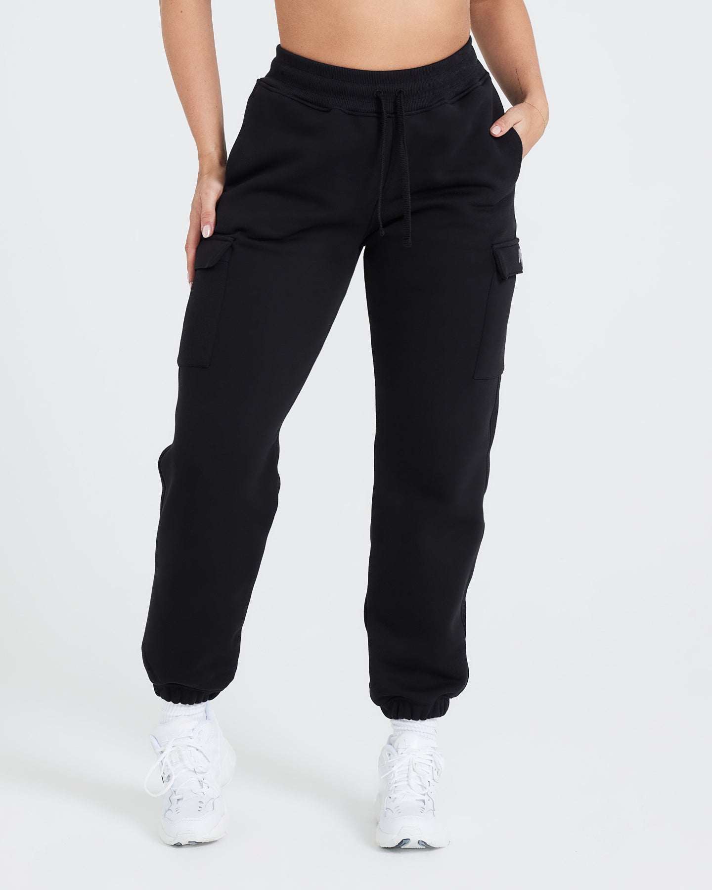 DYWER Female Cotton Blend Regular Fit Stylish Design Cargo Style Track Pant  Gym Workout Morning Walk Casual wear with Zipper Pockets. Black-S :  : Clothing & Accessories