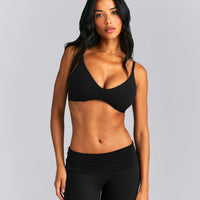 SoftMotion™ Strappy Scoop Bralette | Black