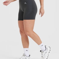 Classic Seamless 2.0 Mid Shorts | Coal Marl
