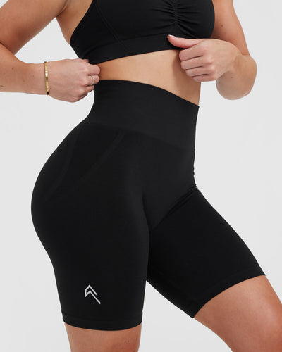 Uncomplicated Seamless Shorts - Black
