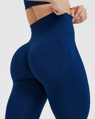 Women Navy Blue Solid High Compressed Seamless Instant