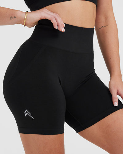 Black Seamless Mini Scrunch Shorts – ALIGN ACTIVE