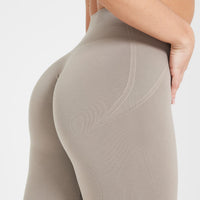 EffortlessLift™ Seamless Leggings with White Logo | Minky