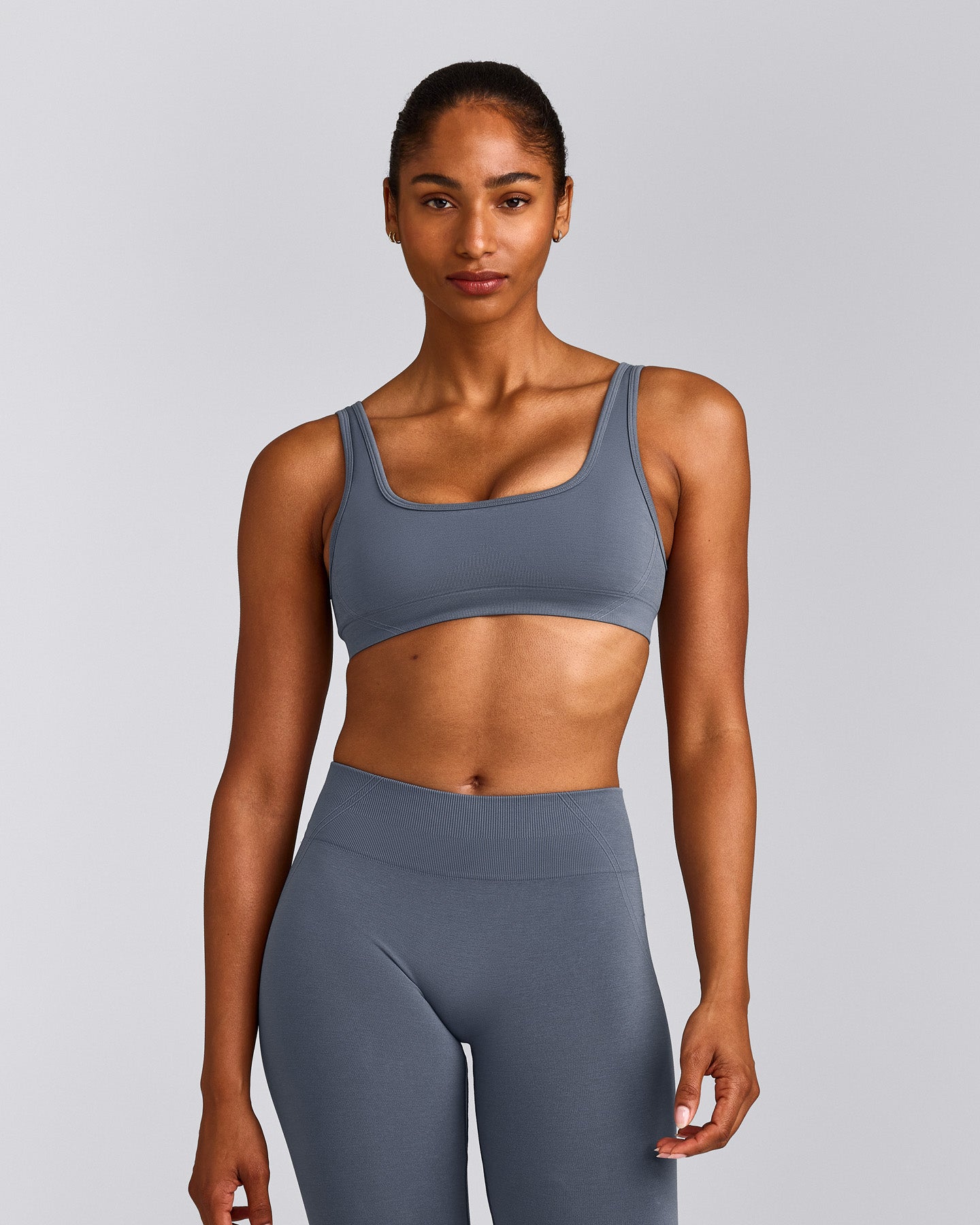 EffortlessLift™ Square Neck Sports Bra with Gray Logo | Light Granite Blue