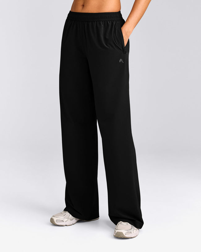 AirMove™ Straight Leg Pants with Reflective Logo | Black