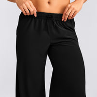 AirMove™ Straight Leg Pants with Reflective Logo | Black