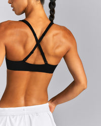 EasyLift™ Cross Back Sports Bra New Branding | Black