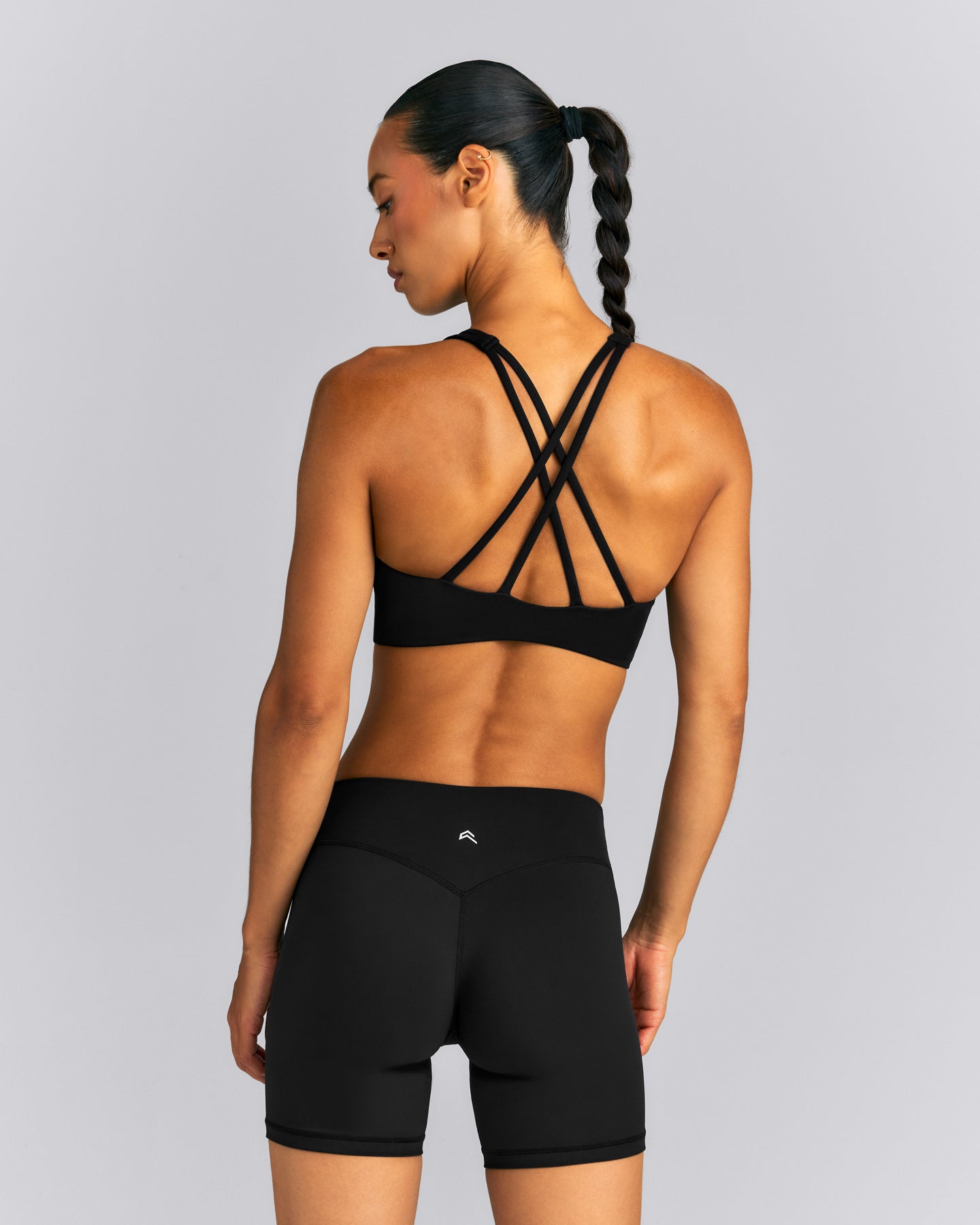 EasyLift™ High Neck Sports Bra New Branding | Black