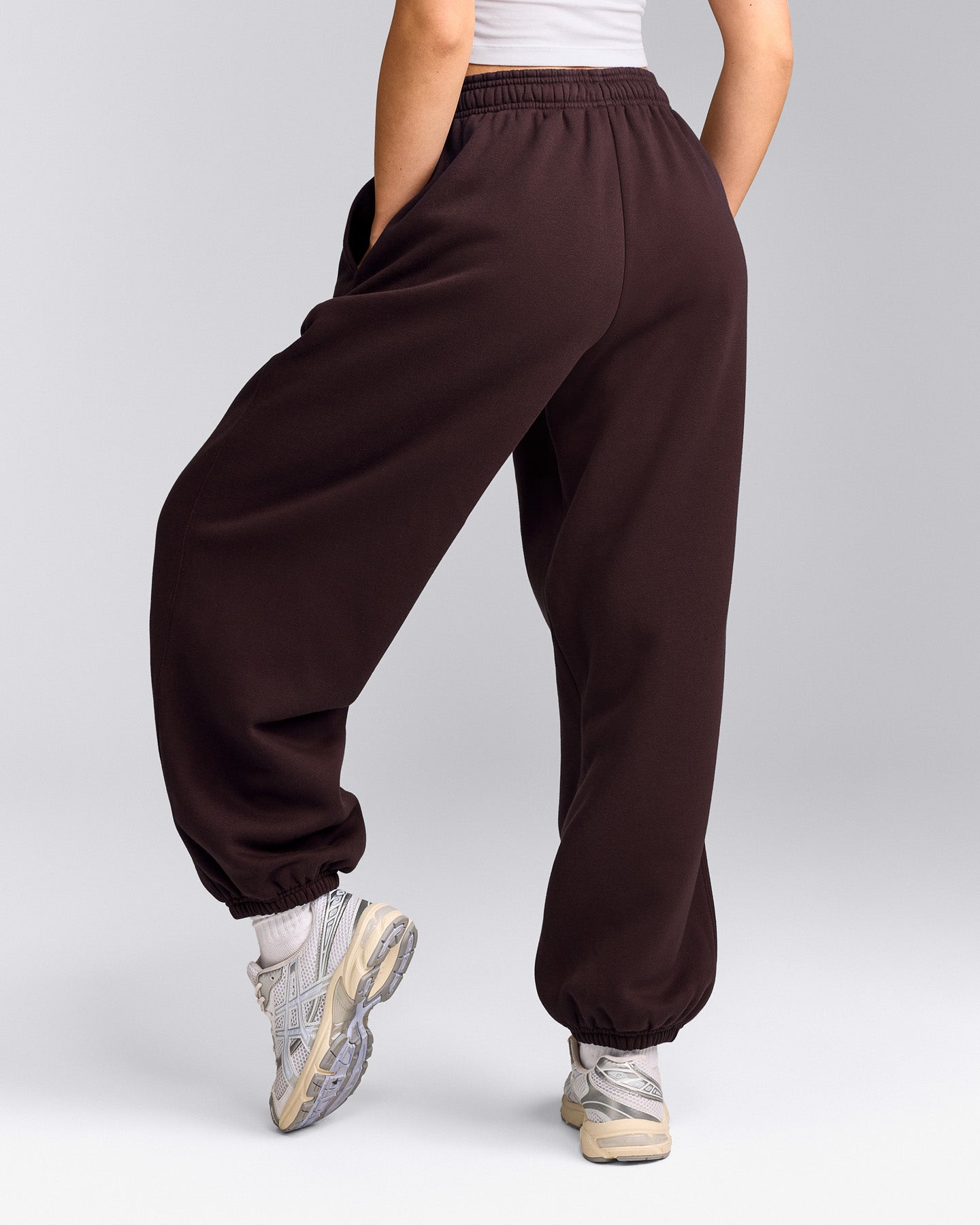 Foundations Cosy Oversized Joggers | Plum Brown