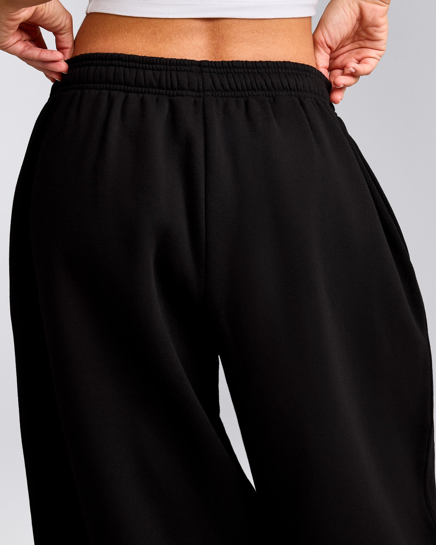 Foundations Cosy Oversized Straight Leg Sweatpants | Black