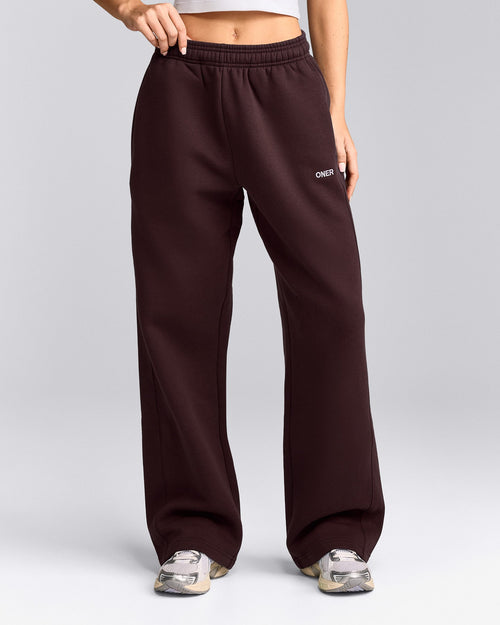 Foundations Cosy Straight Leg Sweatpants | Plum Brown